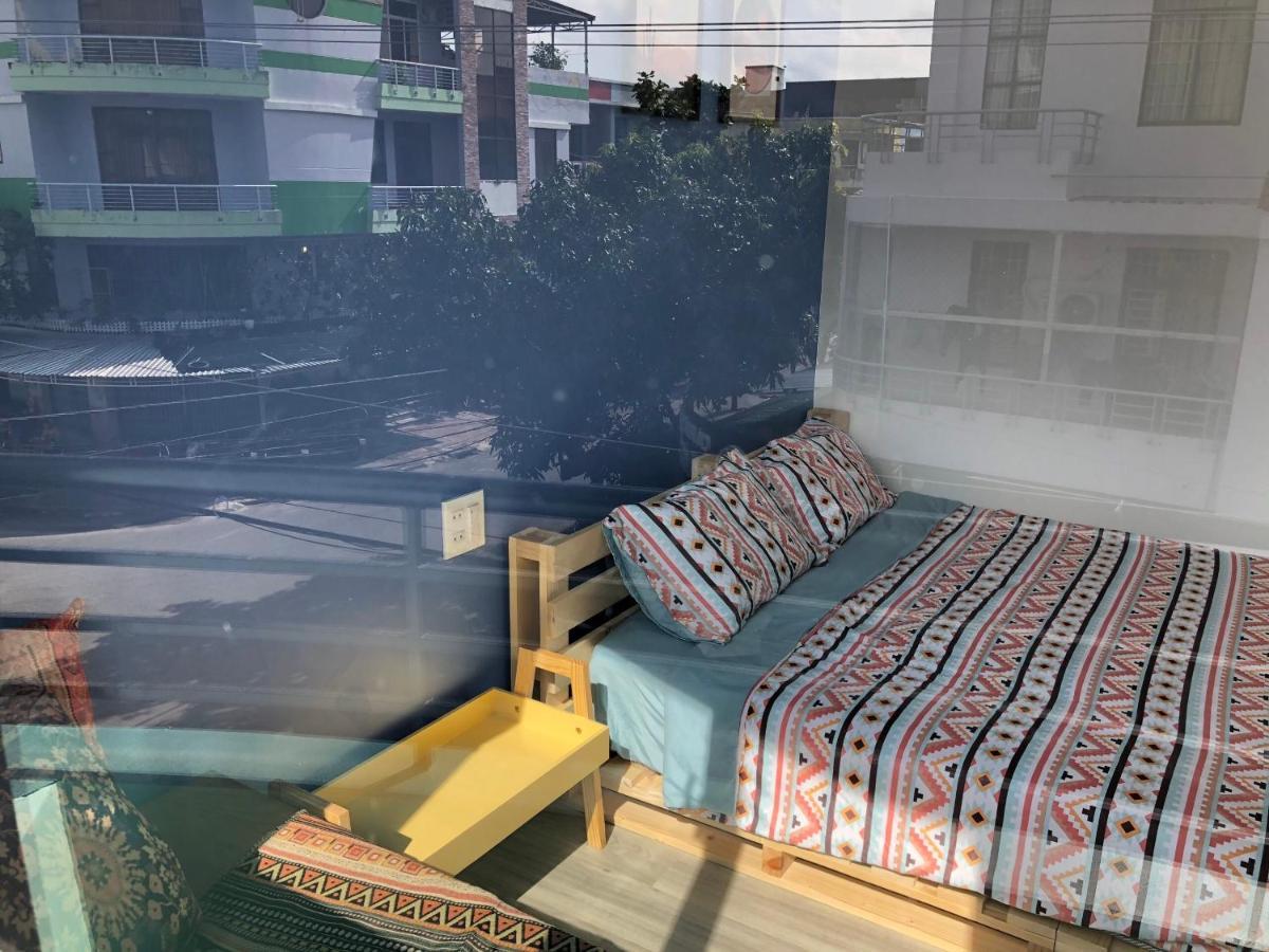 Stay Hostel 2 - 350M From The Ferry 락자 외부 사진